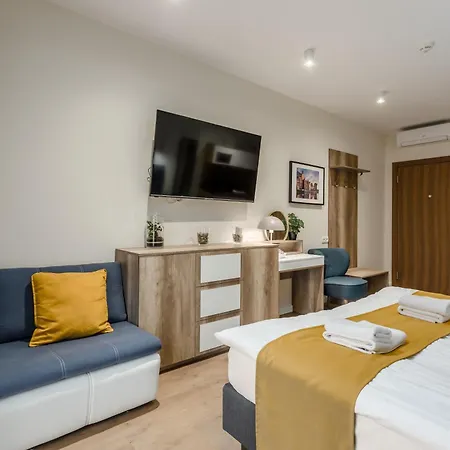 Aparthotel Deo Plaza Premium By Rent Like *