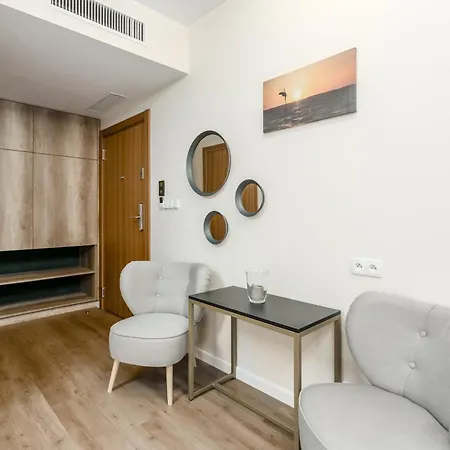 Deo Plaza Premium By Rent Like Lägenhetshotell 4*