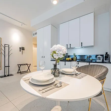 Deo Plaza Premium By Rent Like