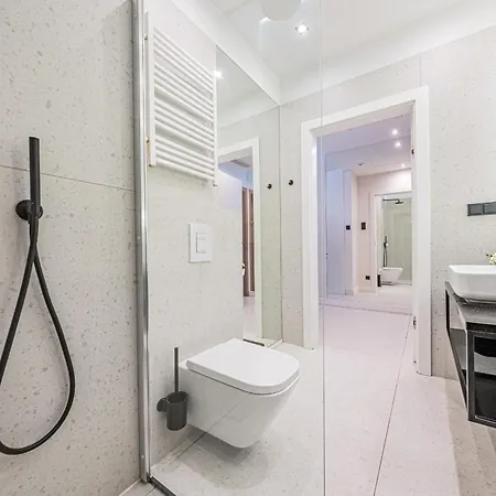 Lägenhetshotell Deo Plaza Premium By Rent Like 4*