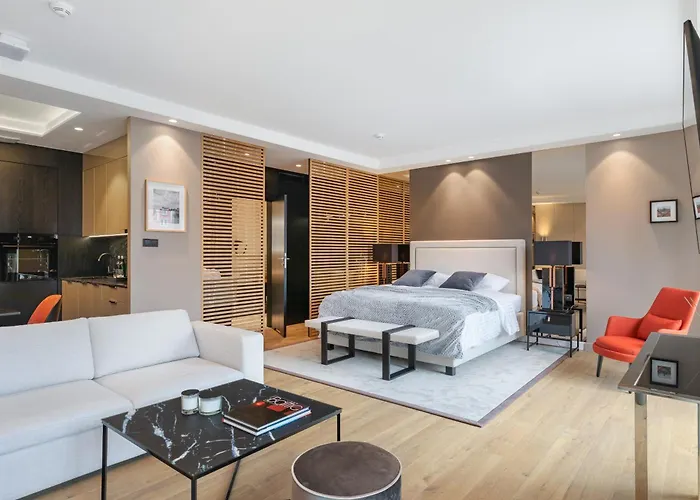 Deo Plaza Premium By Rent Like Aparthotel Danzica