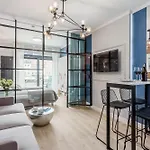 Deo Plaza Premium By Rent Like Hotel apartamentowy