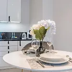 Deo Plaza Premium By Rent Like Hotel apartamentowy Gdańsk